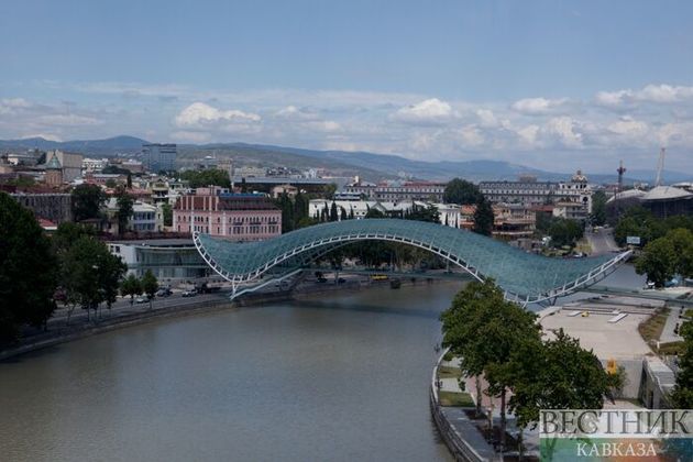 Автомобильный мост отремонтируют в центре Тбилиси