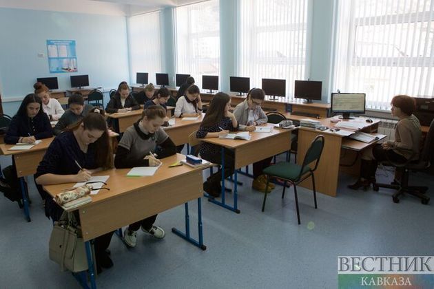 Тбилисские школьники смогут поучиться в мастерской литературного и творческого письма