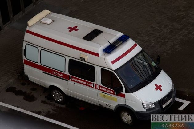 В Майкопе Lada Vesta столкнулась с тепловозом: двое пострадавших