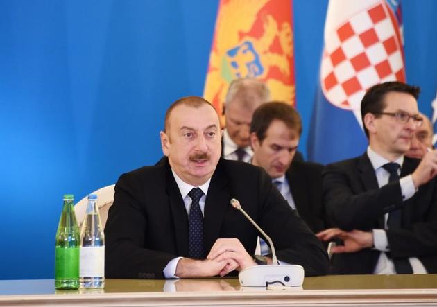 Ильхам Алиев участвует в заседании в рамках Консультативного совета по "Южному газовому коридору" в Баку