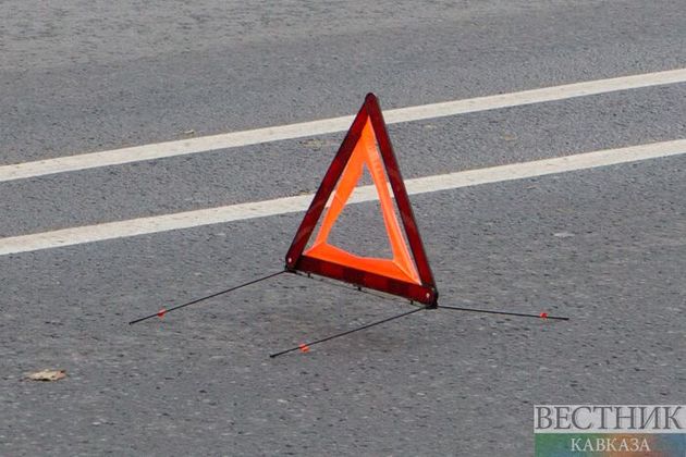 Автокран рухнул в центре Москвы