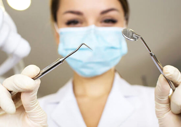 В Караганде стоматолог забыл в зубе пациентки иглу 