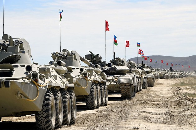 Азербайджан проведет с Турцией совместные учения с боевыми стрельбами