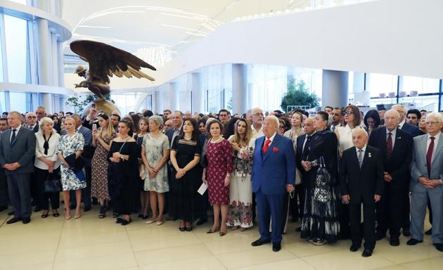 Лейла Алиева приняла участие в открытии выставки Зураба Церетели в Баку