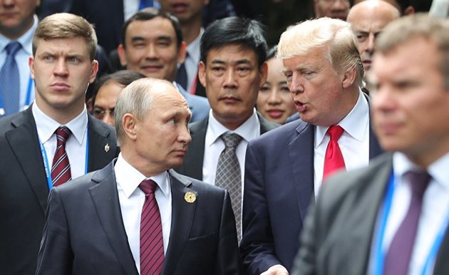 "Висит в воздухе": Кремль о встрече Путина и Трампа