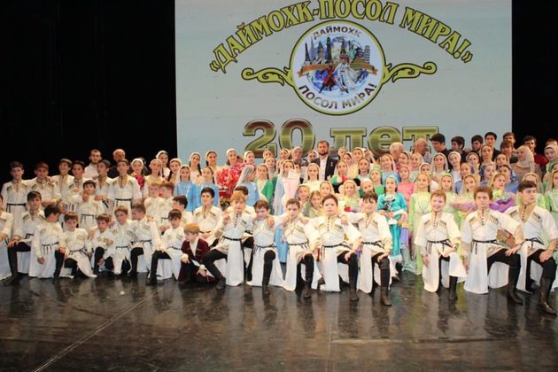 Чеченский детский ансамбль "Даймохк" выступит во Франции 