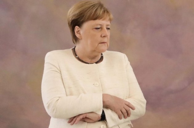 Меркель: за ситуацией на Ближнем Востоке нельзя следить без тревоги 