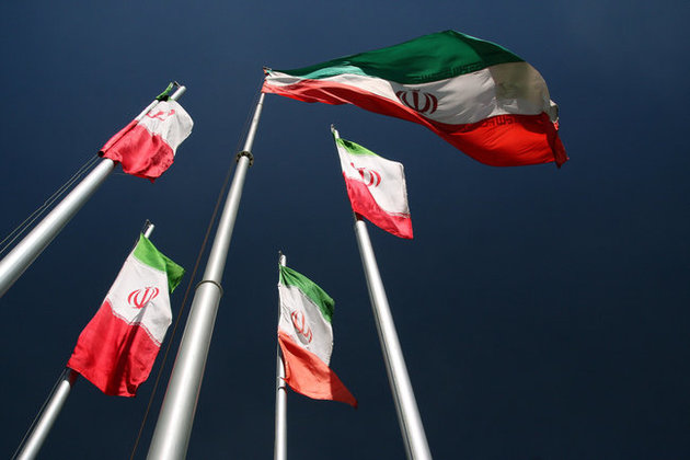 Иран может задержать любое судно – КСИР