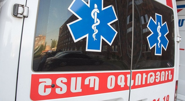 Четыре человека попали в больницу после ДТП в Армавирской области
