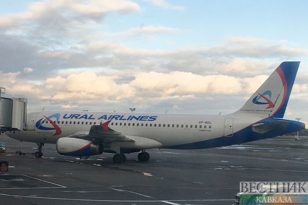 Самолет "Уральских авиалиний" не может вылететь в Сочи из Москвы