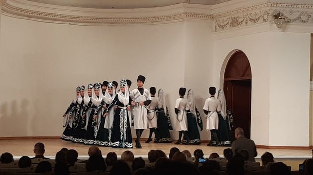 Грандиозный концерт завершает "Дни культуры Карачаево-Черкесии в Азербайджане"