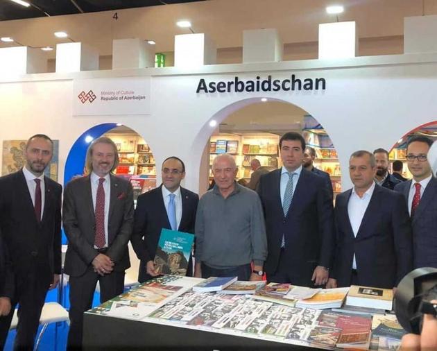 Азербайджан участвует в Международной книжной выставке во Франкфурте-на-Майне