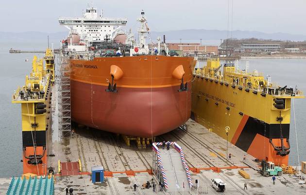 Судоверфь "Звезда" назовет новый танкер в честь Назарбаева