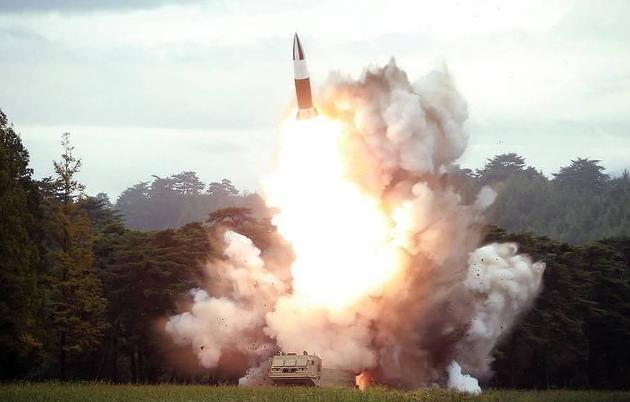 КНДР снова испытывает баллистические ракеты