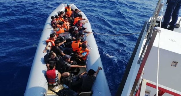 На юго-западе Турции спасли более 30 мигрантов