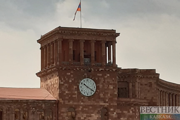 Экс-премьеры получат офис, пенсию и автомобиль за счет государства в Армении