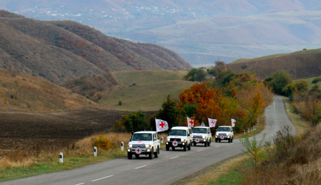 МККК разорвал контракты с водителями-контрабандистами в Карабахе