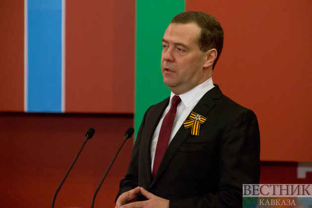 Дмитрий Медведев поздравил Ильхама Алиева