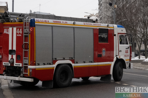 Огонь уничтожил 1 тыс кв м рынка в Рустави