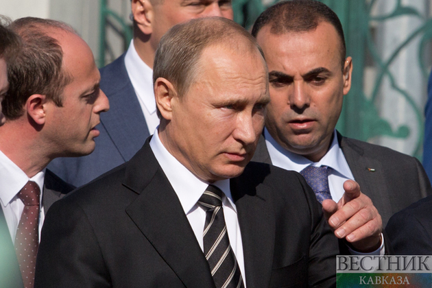 Владимир Путин и Биньямин Нетаньяху сходят вместе в Большой театр