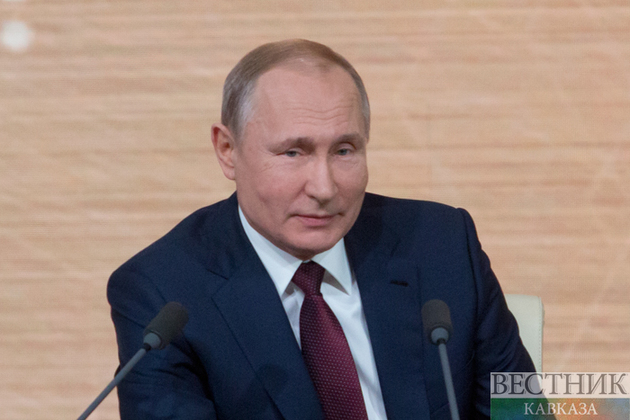 Путин поставил правительству "пятерку" за 2016 год