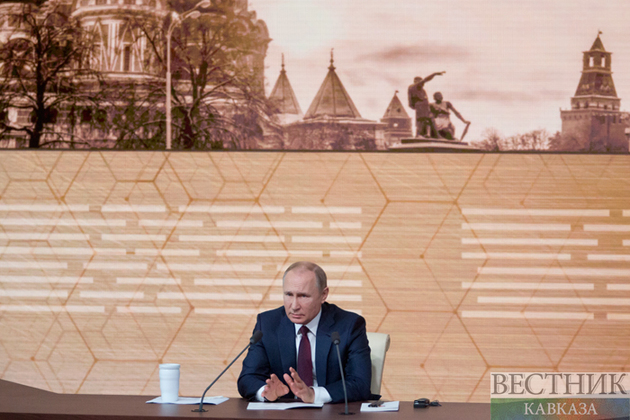 Путин обсудил с Макроном международные вопросы