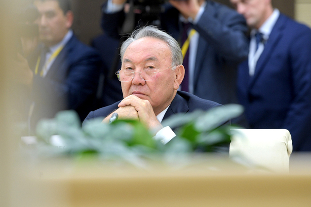 Назарбаев принял от Лукашенко орден Дружбы народов