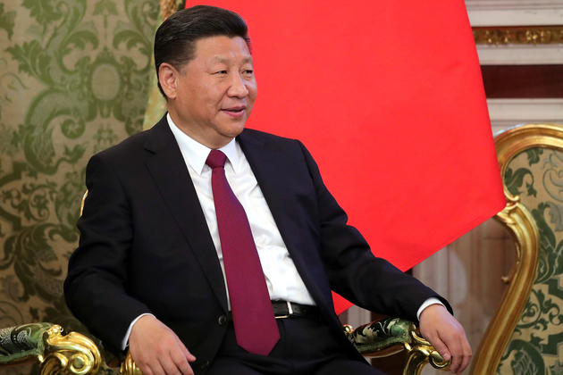 Си Цзиньпин стал новым монархом Китая
