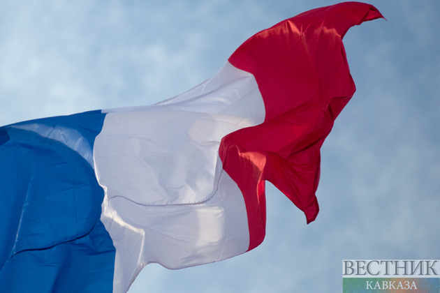 Олланд: Франция будет продавать оружие сирийской оппозиции, но не террористам