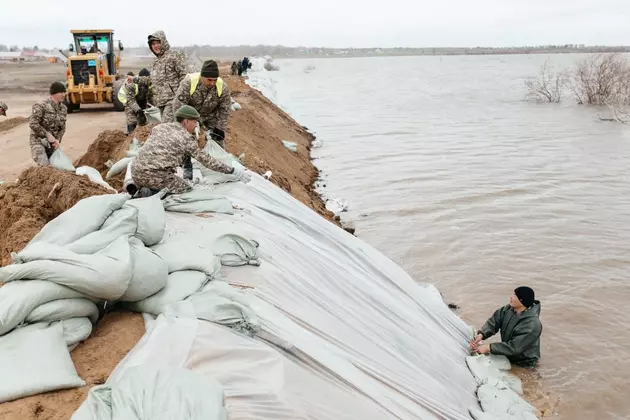 В Казахстане эвакуировали более 117 тыс человек из-за паводков