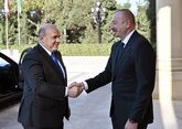 Мишустин поздравил Ильхама Алиева с победой на выборах