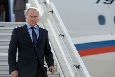 Владимир Путин прилетел в Душанбе 