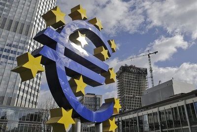 Европа требует от Берлина больше денег
