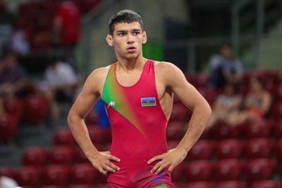 Азербайджанские борцы взяли золото и серебро на чемпионате мира в Болгарии