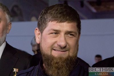 Кадыров поздравил чеченских налоговиков (ВИДЕО)