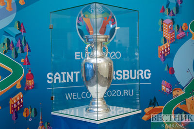 Кубок ЕВРО-2020 представили в Москве