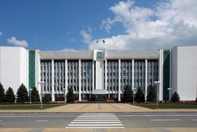Депутаты Хасэ Адыгеи отмечают День парламентаризма республики