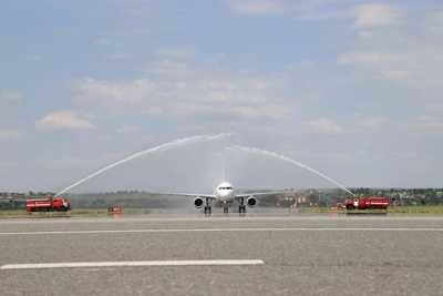 Аэропорт Владикавказа принял первый рейс &quot;Уральских авиалиний&quot;