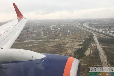 Экипаж из-за отказа двигателя развернул самолет, летевший в Ростов