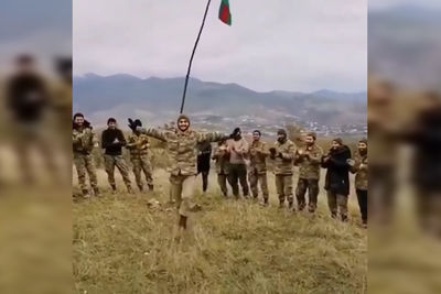 Танцы азербайджанских воинов-освободителей: пусть отныне в Карабахе звучит только музыка!