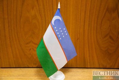 Власти Узбекистана учредили нагрудный знак для выдающихся иностранцев