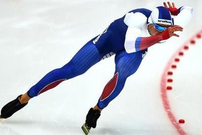 Россия завоевала серебро ОИ в командной гонке преследования по конькобежному спорту