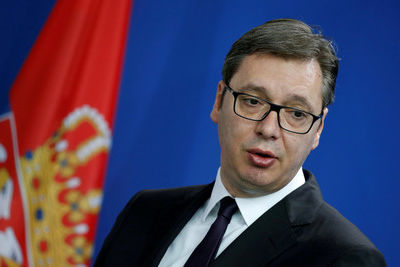 Вучич: Сербия продолжит отказываться вводить санкции против России до тех пор, пока сможет