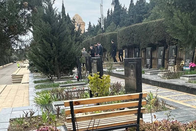 Израильские дипломаты посетили Аллею шехидов в Баку