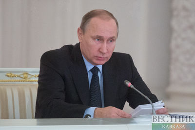 Путин поговорил с членами Совбеза о границах континентального шельфа