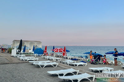 Пляжи Стамбула открылись для отдыхающих
