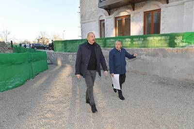 Ильхам Алиев посетил Шушу