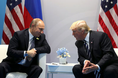 Трамп: с Россией надо ладить 	